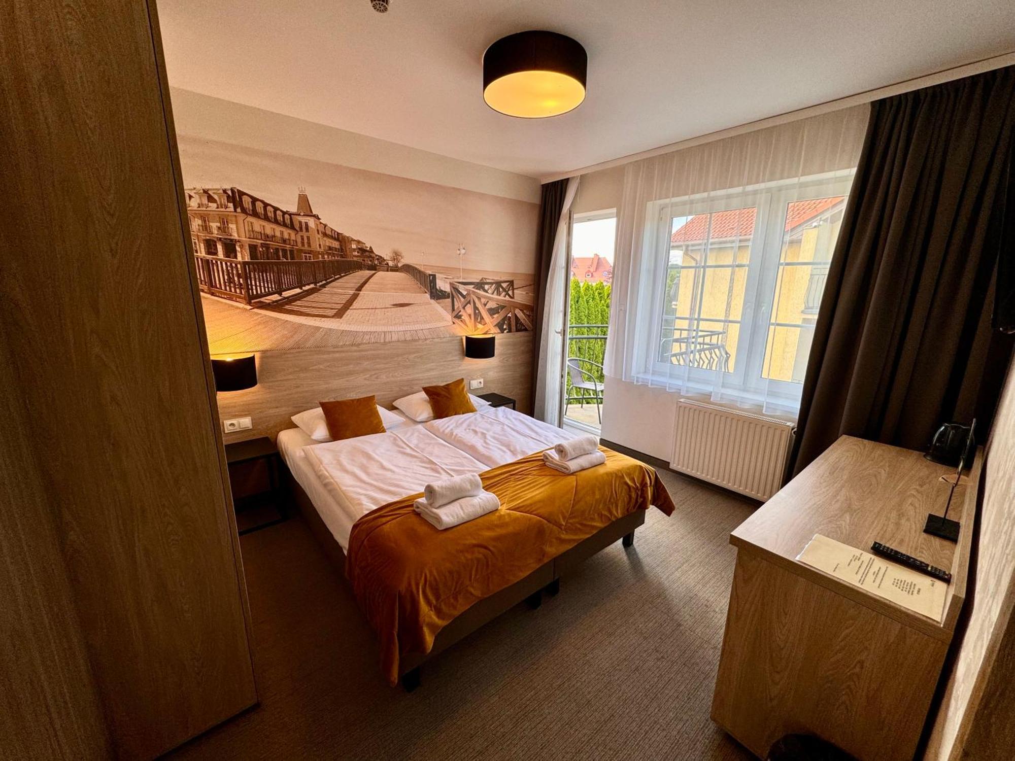 Bed & Breakfast Promes Mielno, Blisko Centrum, Kryty Basen, Sauna